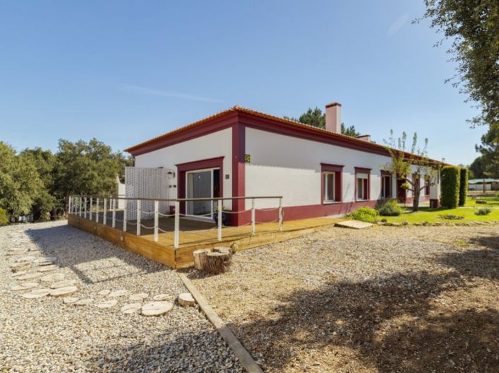 Image No.25-7 Bed House for sale