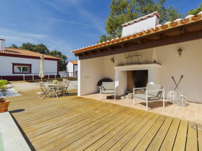 Image No.36-7 Bed House for sale