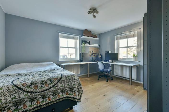 Image No.20-4 Bed House for sale