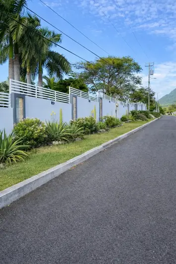 Image No.4-5 Bed House for sale