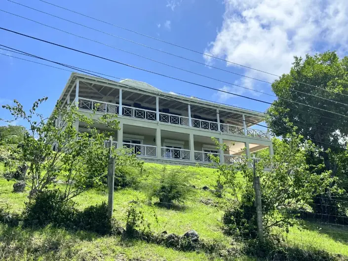Image No.9-5 Bed House for sale