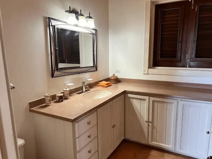 Image No.26-5 Bed House for sale
