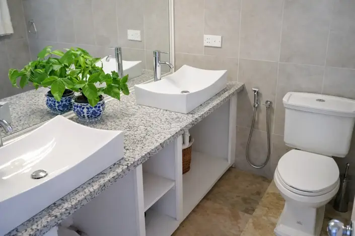 Image No.13-4 Bed House for sale