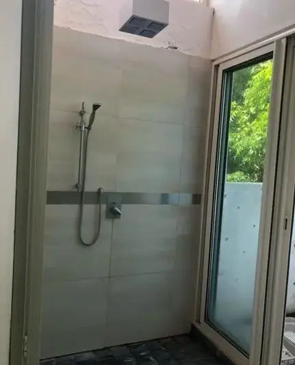 Image No.4-5 Bed House for sale