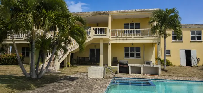 Image No.4-8 Bed Apartment for sale