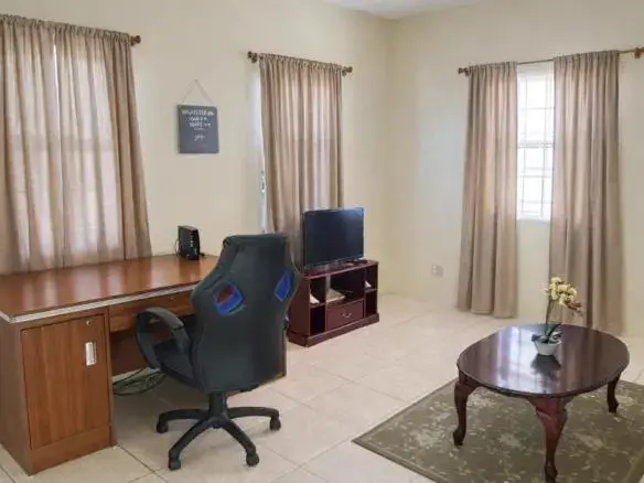 Image No.8-12 Bed Condo for sale