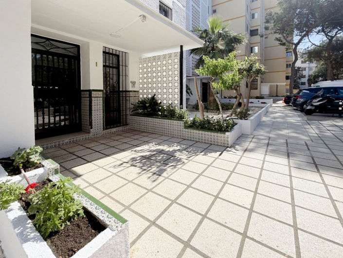 Image No.24-3 Bed Apartment for sale