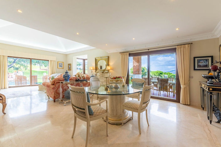 Image No.6-4 Bed Villa for sale