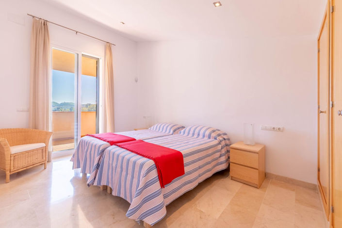 Image No.12-4 Bed Villa for sale