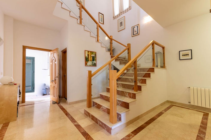 Image No.18-4 Bed Villa for sale