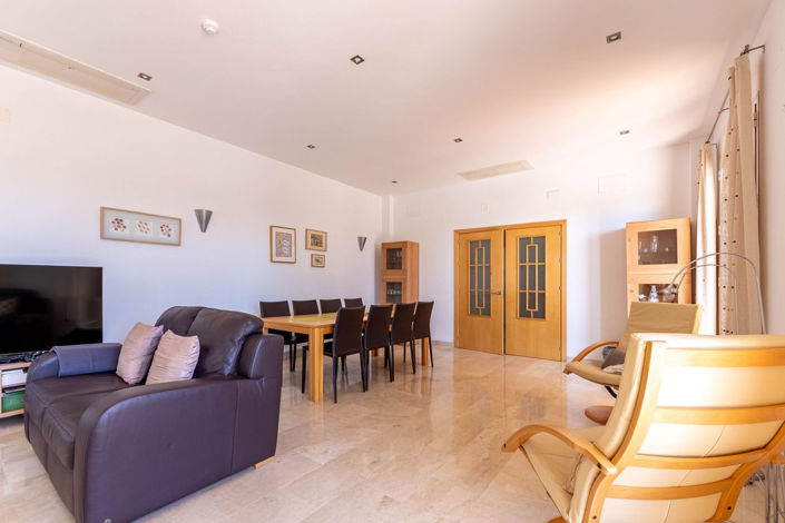 Image No.23-4 Bed Villa for sale