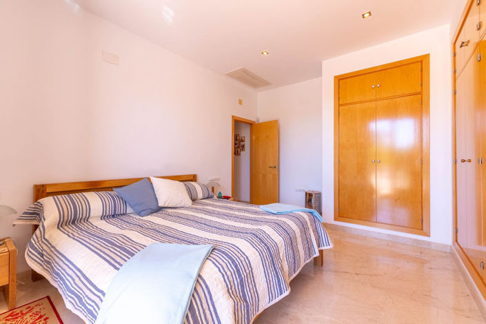 Image No.29-4 Bed Villa for sale
