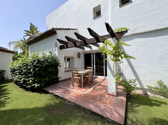 Image No.12-3 Bed Townhouse for sale