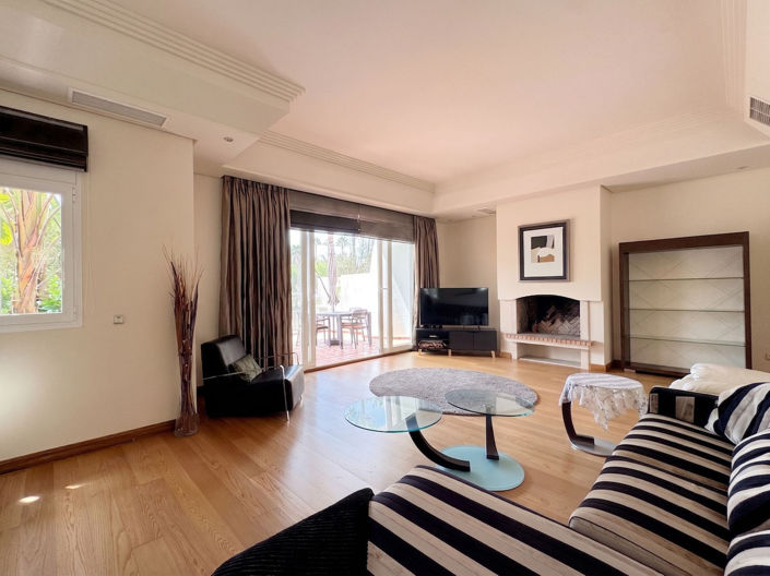Image No.17-3 Bed Townhouse for sale