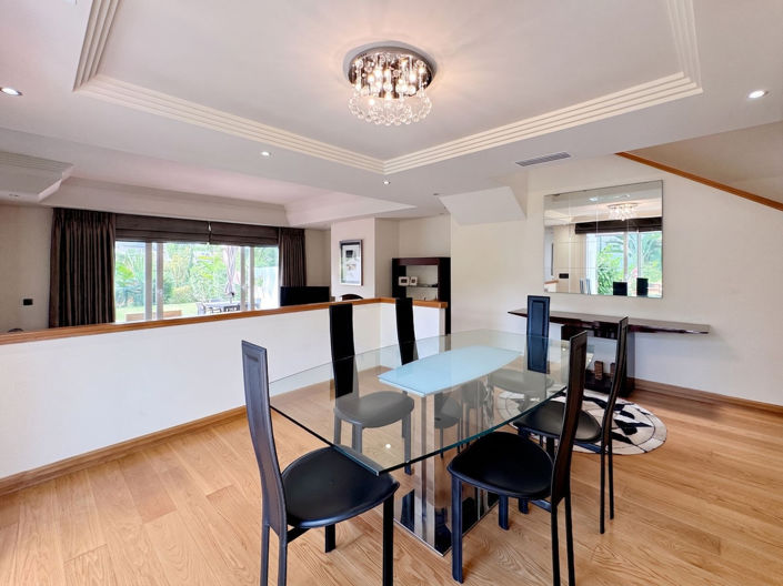 Image No.8-3 Bed Townhouse for sale