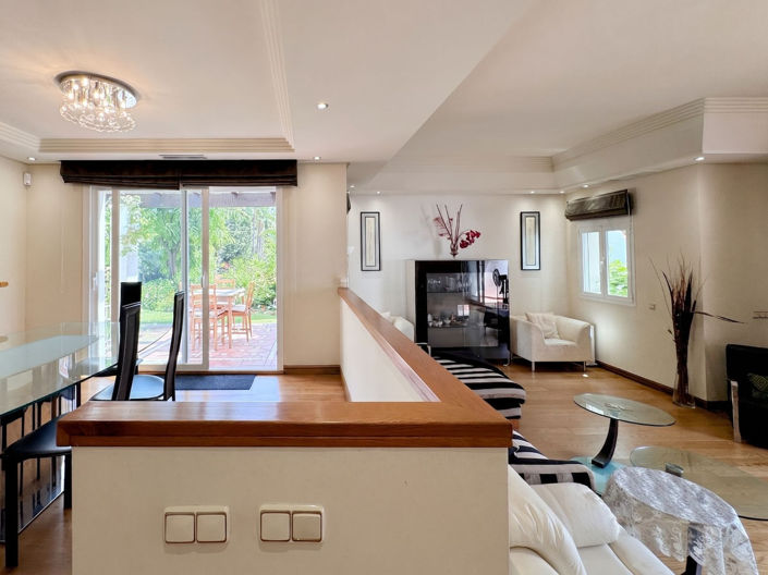 Image No.9-3 Bed Townhouse for sale