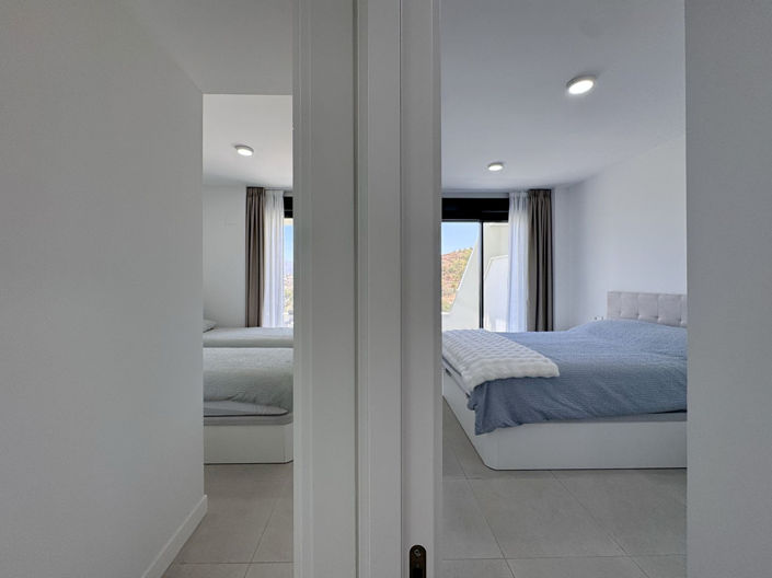Image No.17-2 Bed Apartment for sale