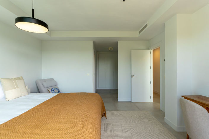 Image No.27-3 Bed Townhouse for sale