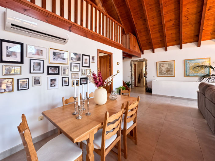 Image No.27-5 Bed Villa for sale