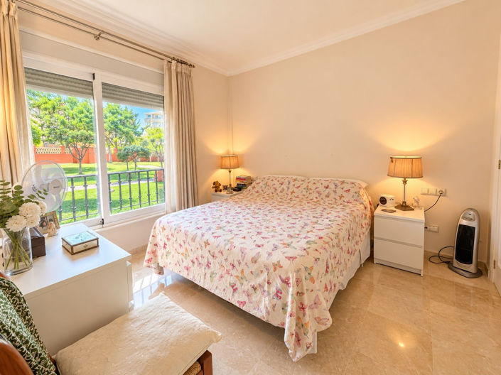 Image No.20-2 Bed Apartment for sale
