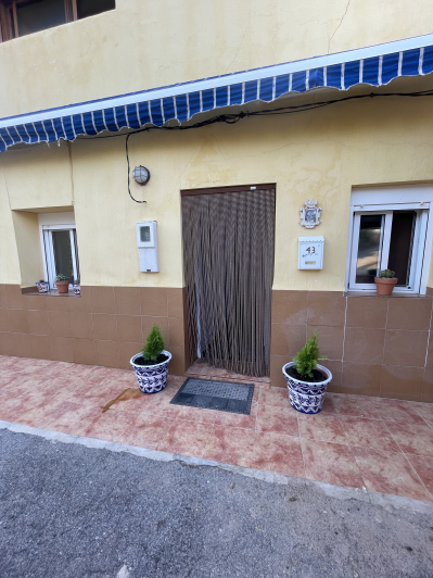 Image No.22-9 Bed Villa / Detached for sale