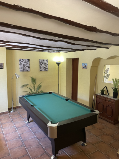 Image No.26-9 Bed Villa / Detached for sale