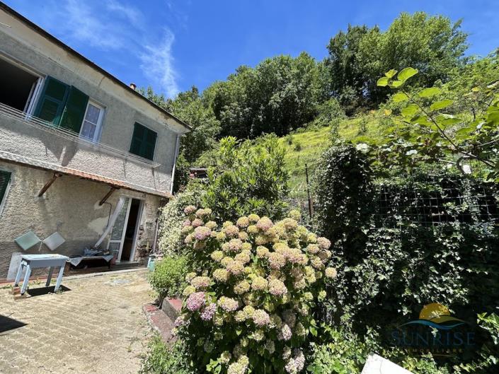 Image No.17-2 Bed House for sale