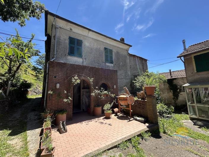 Image No.18-2 Bed House for sale