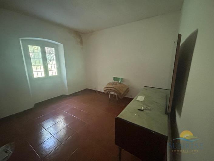 Image No.3-4 Bed Country House for sale
