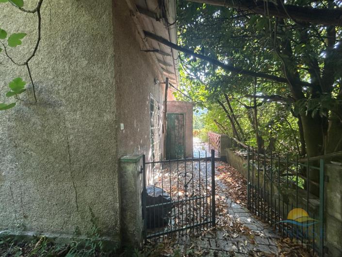 Image No.13-4 Bed Country House for sale