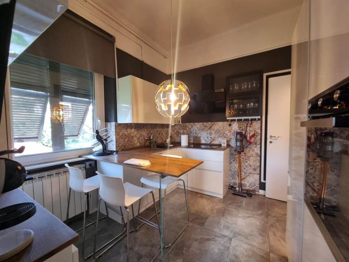 Image No.30-2 Bed Apartment for sale