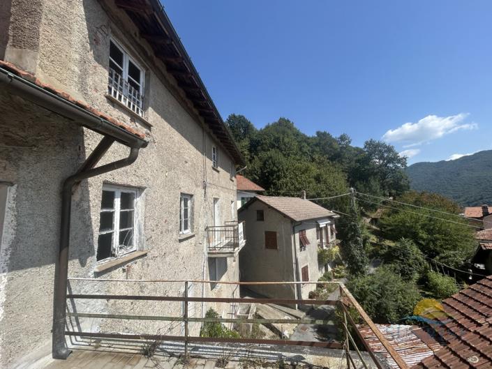 Image No.16-10 Bed House for sale