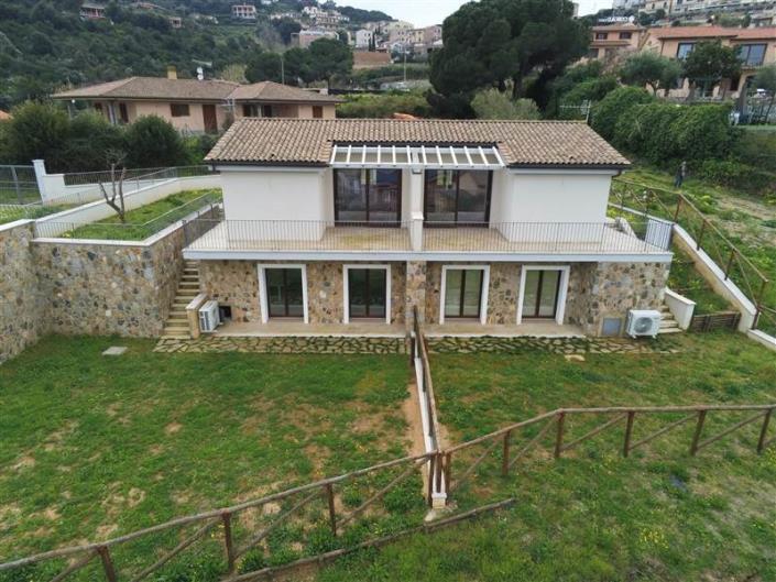 Image No.4-4 Bed Villa for sale