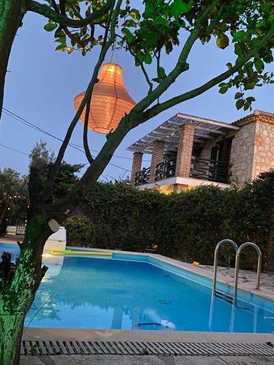 Image No.9-2 Bed House/Villa for sale