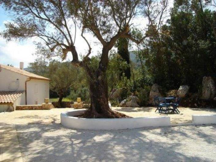 Image No.2-4 Bed Cottage for sale
