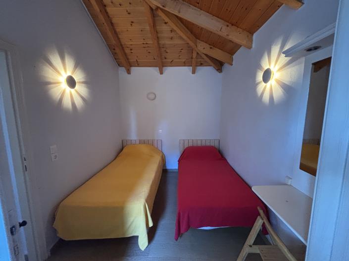 Image No.9-5 Bed Cottage for sale