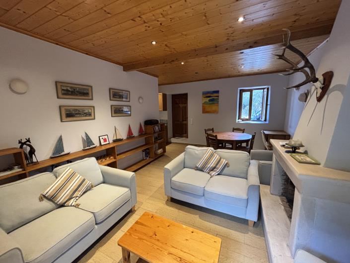 Image No.15-5 Bed Cottage for sale