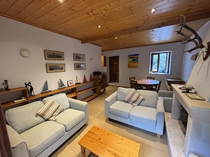 Image No.14-5 Bed Cottage for sale
