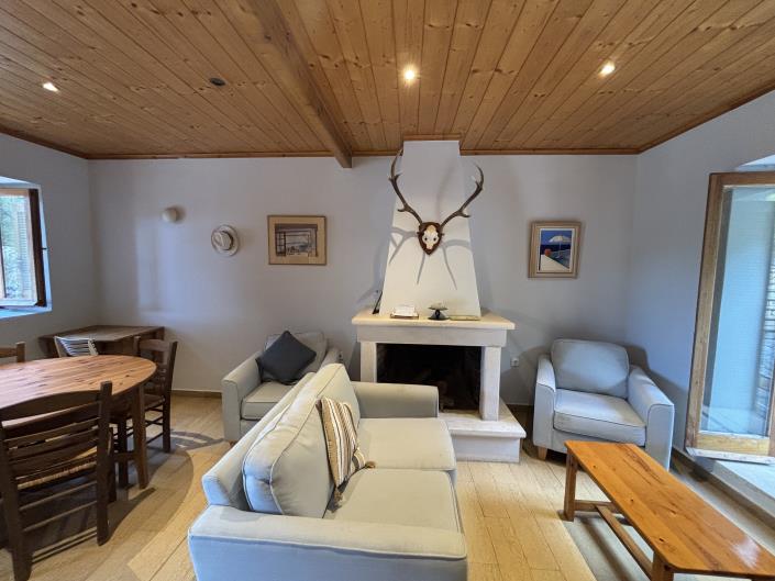 Image No.17-5 Bed Cottage for sale
