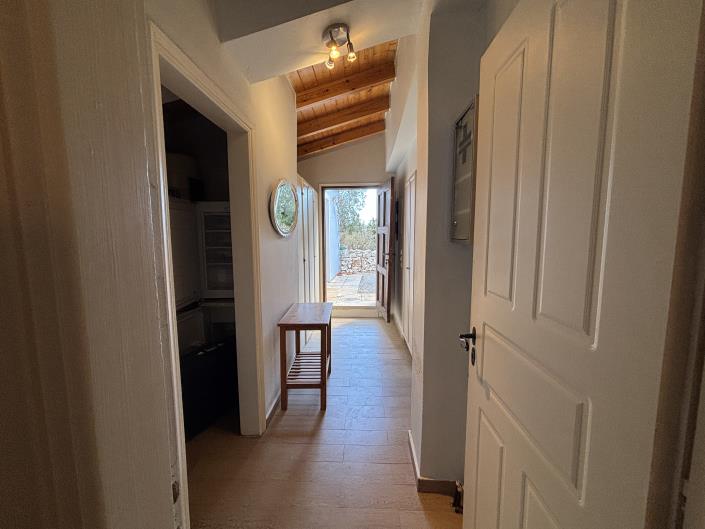 Image No.28-5 Bed Cottage for sale