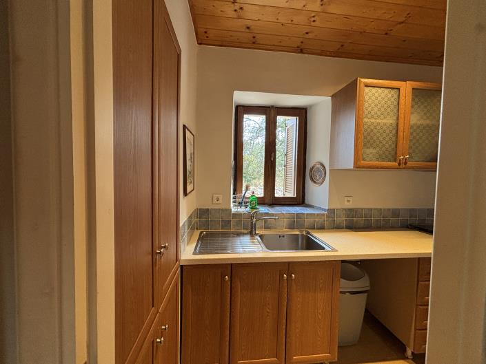 Image No.32-5 Bed Cottage for sale