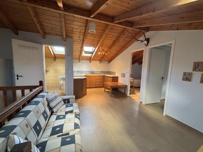 Image No.35-5 Bed Cottage for sale