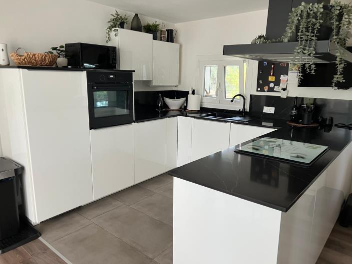 Image No.11-1 Bed Villa / Detached for sale
