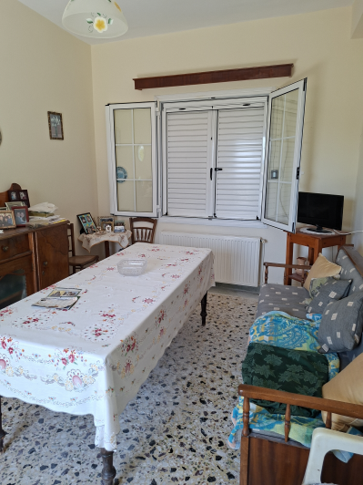 Image No.12-4 Bed House for sale