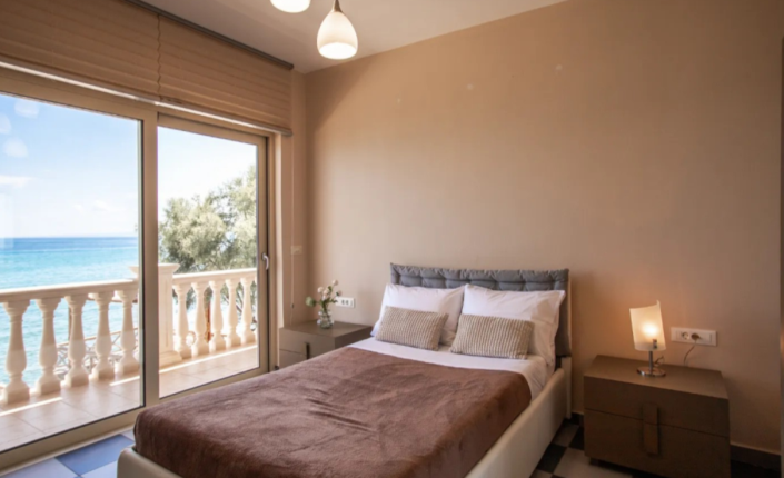 Image No.12-6 Bed Villa for sale