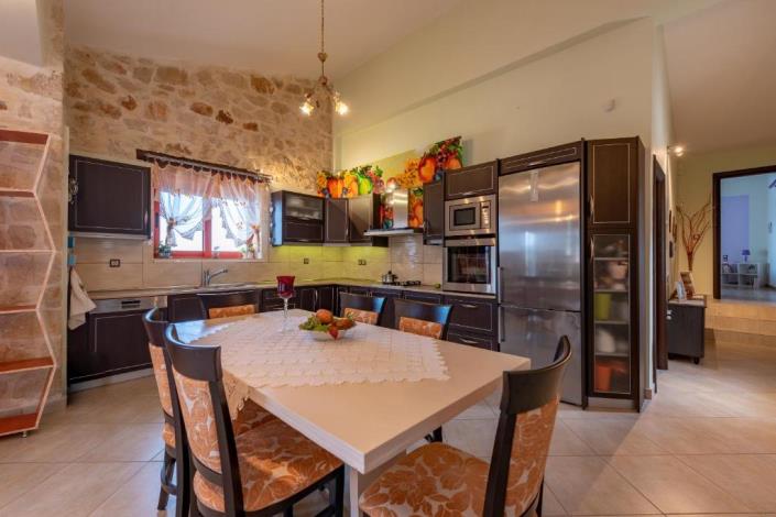 Image No.5-Villa for sale