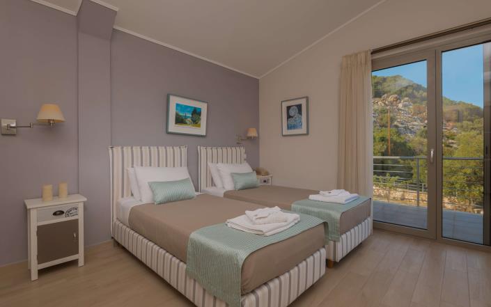 Image No.5-5 Bed Villa for sale