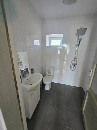 Image No.20-2 Bed Bungalow for sale