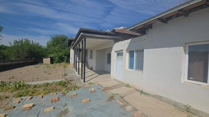 Image No.9-2 Bed Bungalow for sale