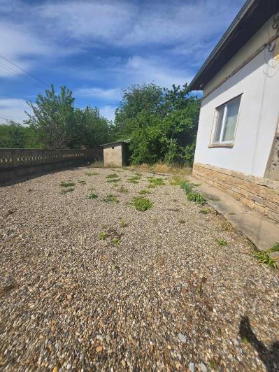 Image No.8-2 Bed Bungalow for sale